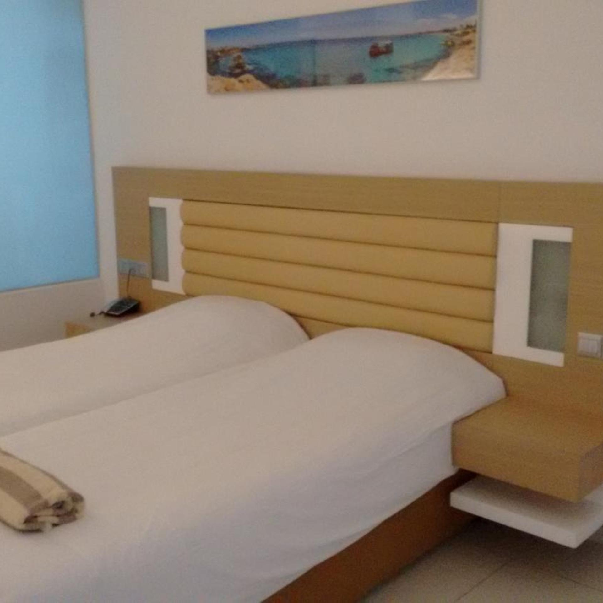 Room, Lateral Side Sea View، Vrissaki Beach Hotel 3/7