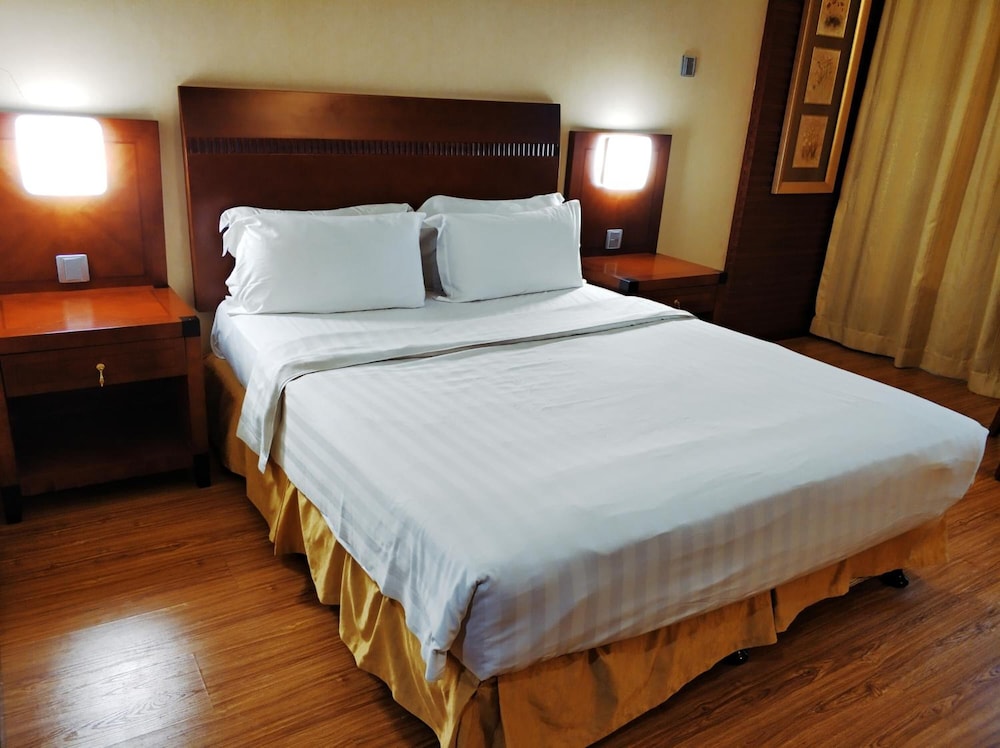 CELYN HOTEL CITY MALL 10/37