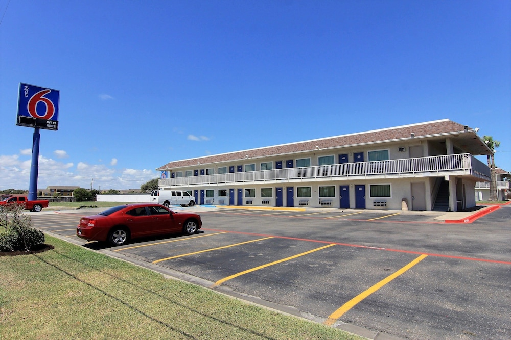 Motel6 Corpus Christi, TX - East - North Padre Island 6/58