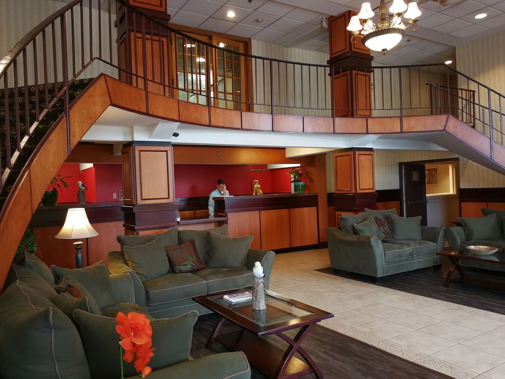 Mystic River Hotel & Suites 30/50