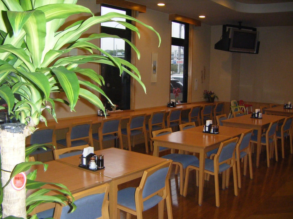 Hotel Route-Inn Nagaizumi Numazu Inter 1 62/67
