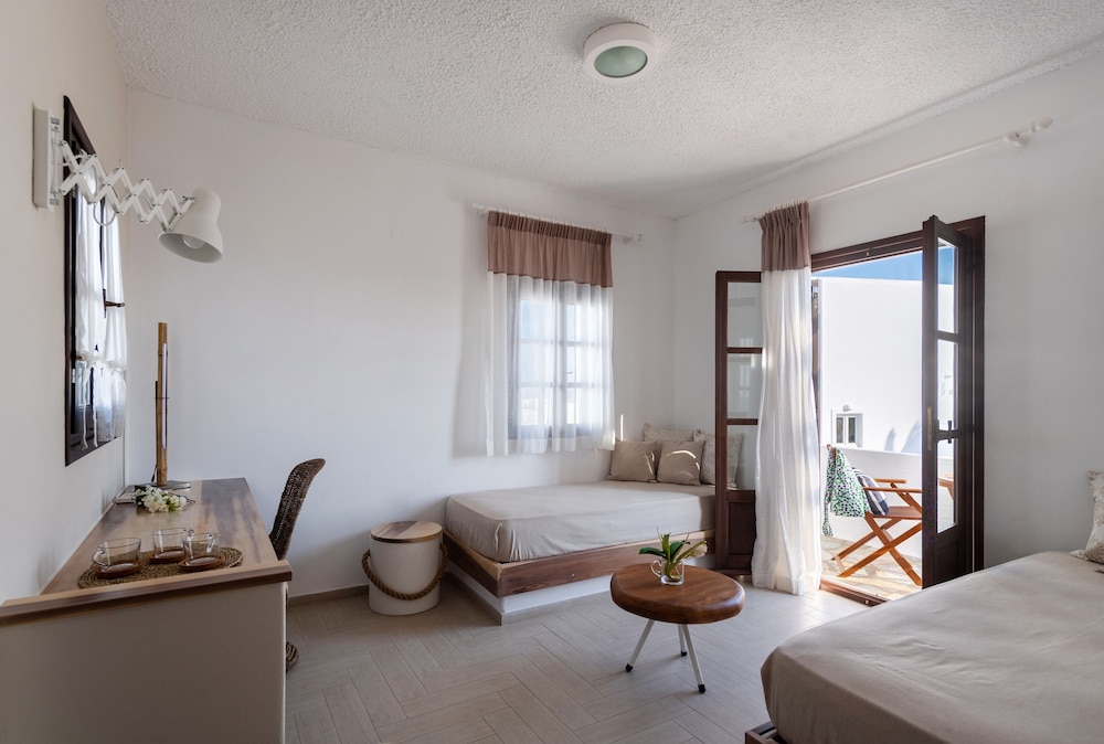 Aella Residence 10/50