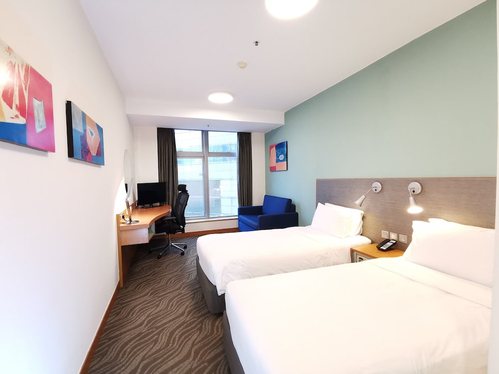 STANDARD, TWIN BEDS, HIGH FLOOR
