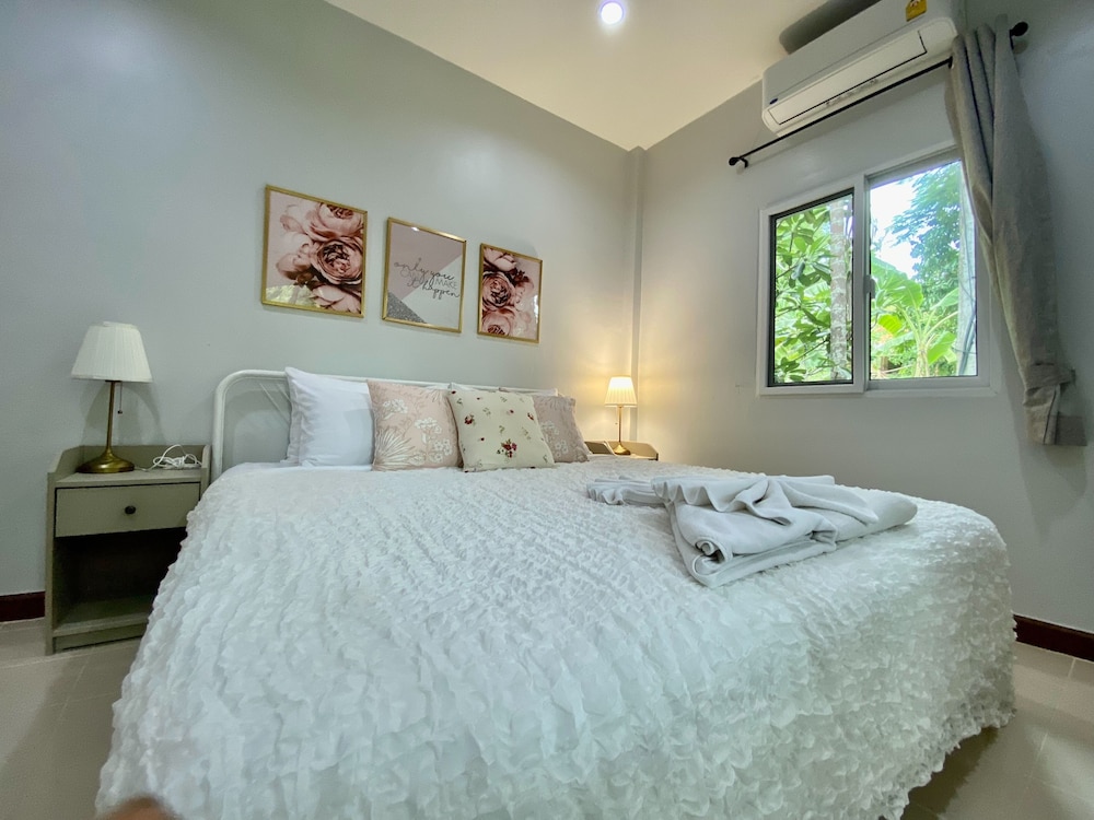 Baan Patcharintorn Samui 5/29