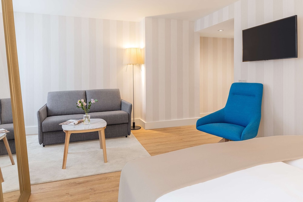 NH Hamburg Mitte 25/50
