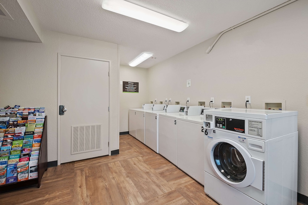 Extended Stay America - Miami - Airport - Blue Lagoon 3/43