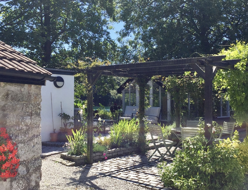 Tresowes Green Cottage 45/50
