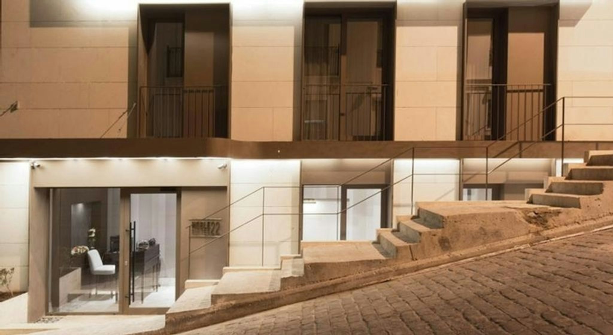 Noble22 Suites 39/39