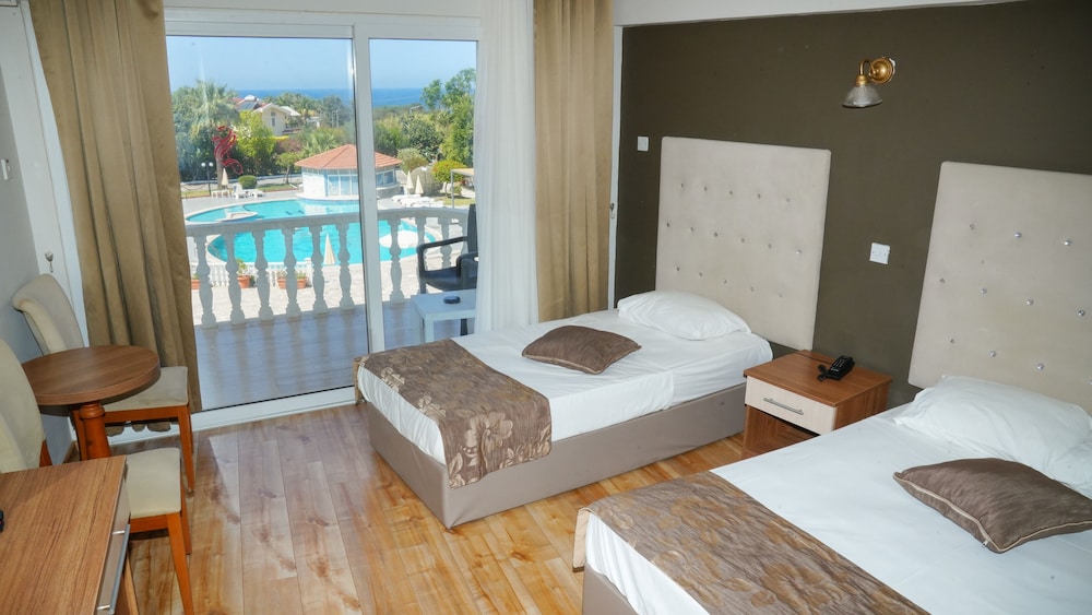 Sempati Hotel 9/44