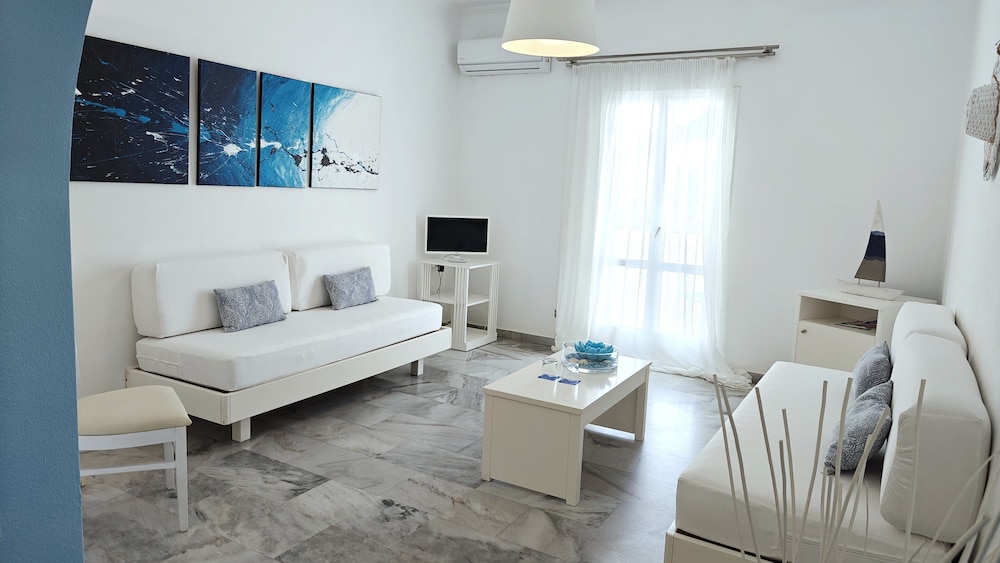 Narges Hotel 14/50