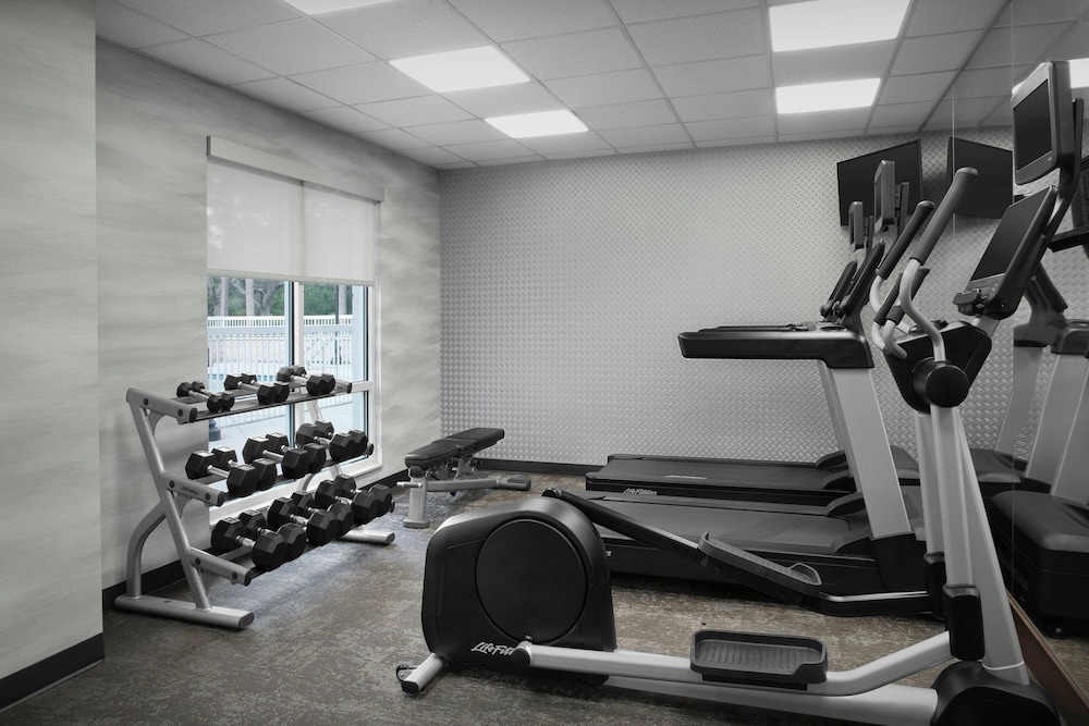 Fairfield Inn & Suites by Marriott Sarasota Lakewood Ranch 33/60