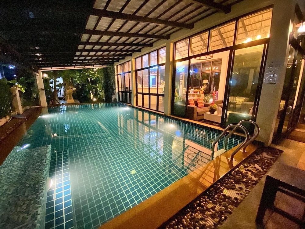 Ploy's Pearl Hotel 24/41