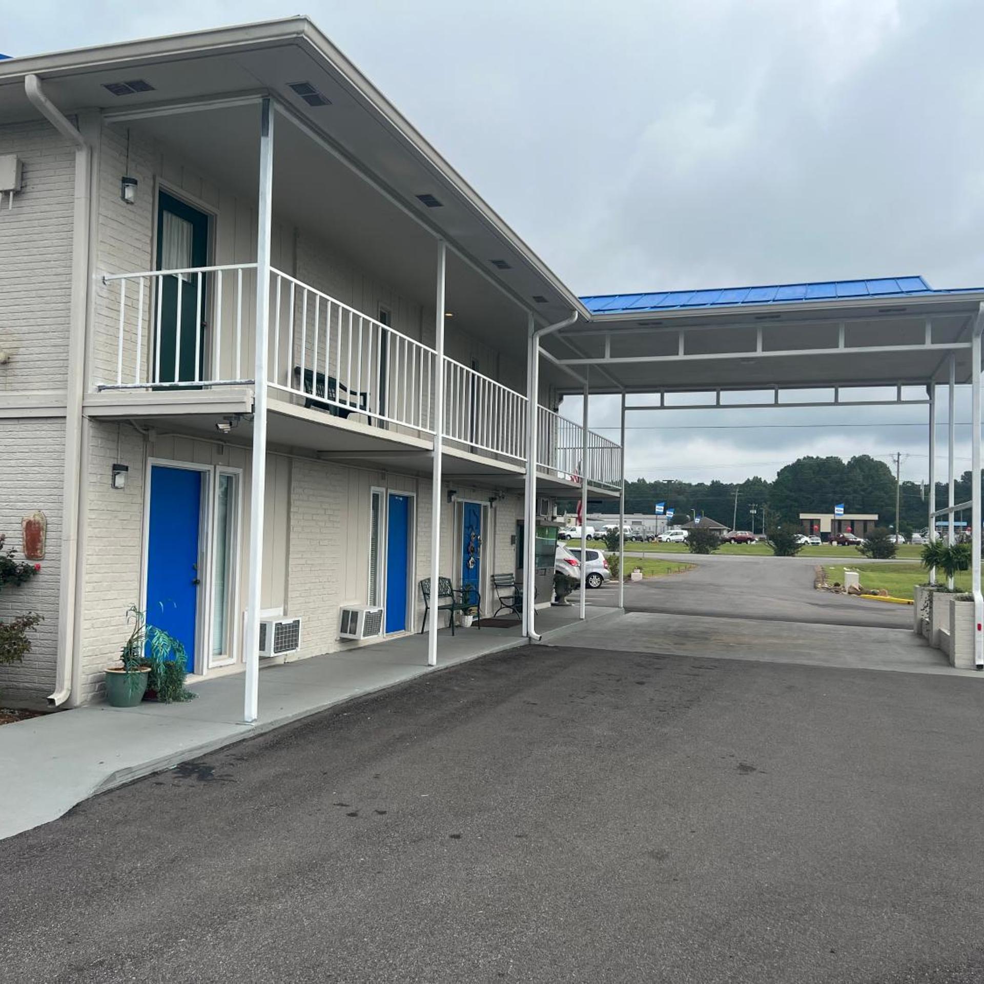 Towne Inn 42/50