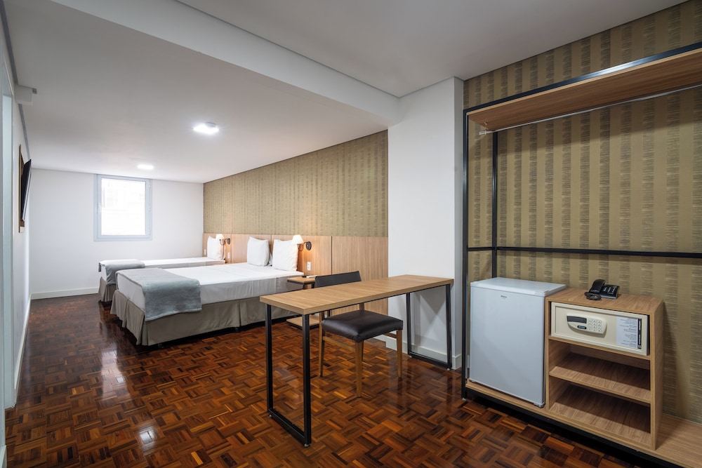 155 HOTEL 26/54