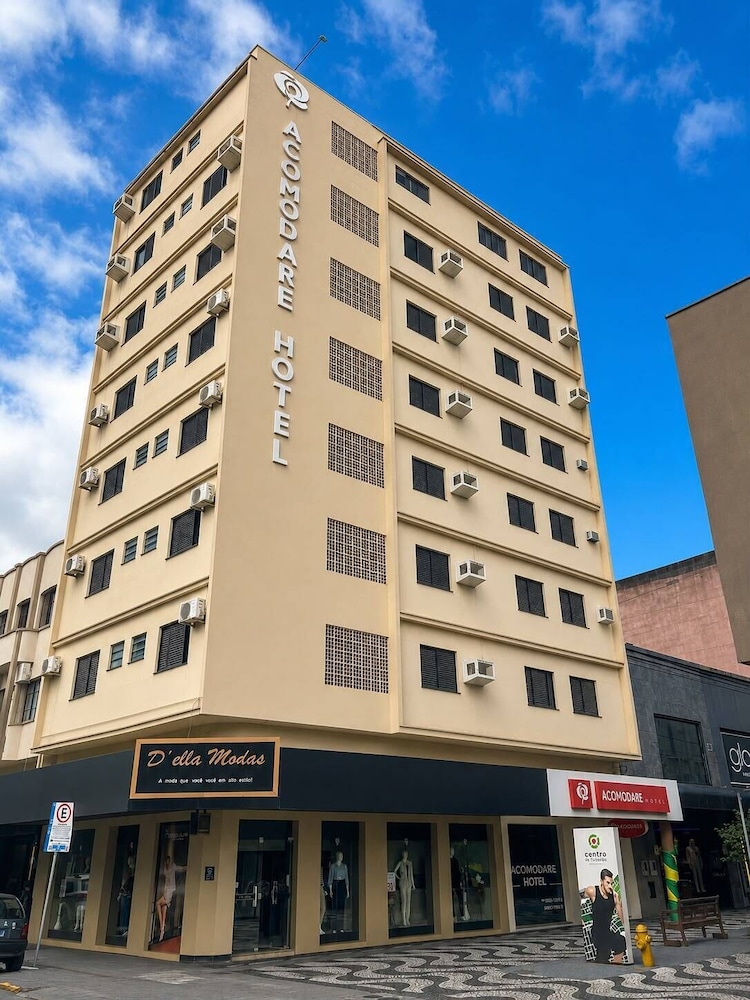 Acomodare Hotel 1/43