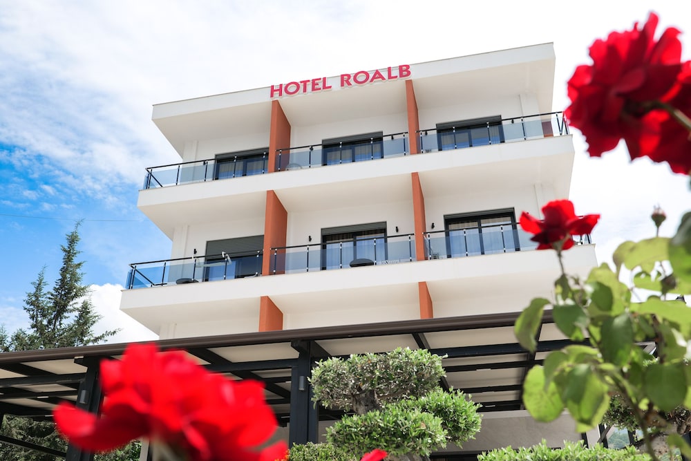 Hotel Roalb 5/28