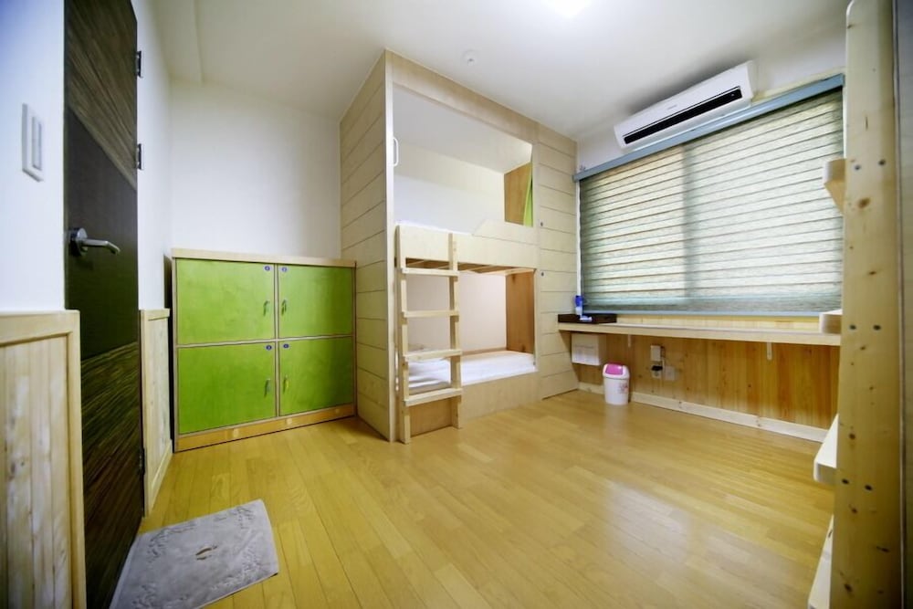 Backpacker's Home 21/50