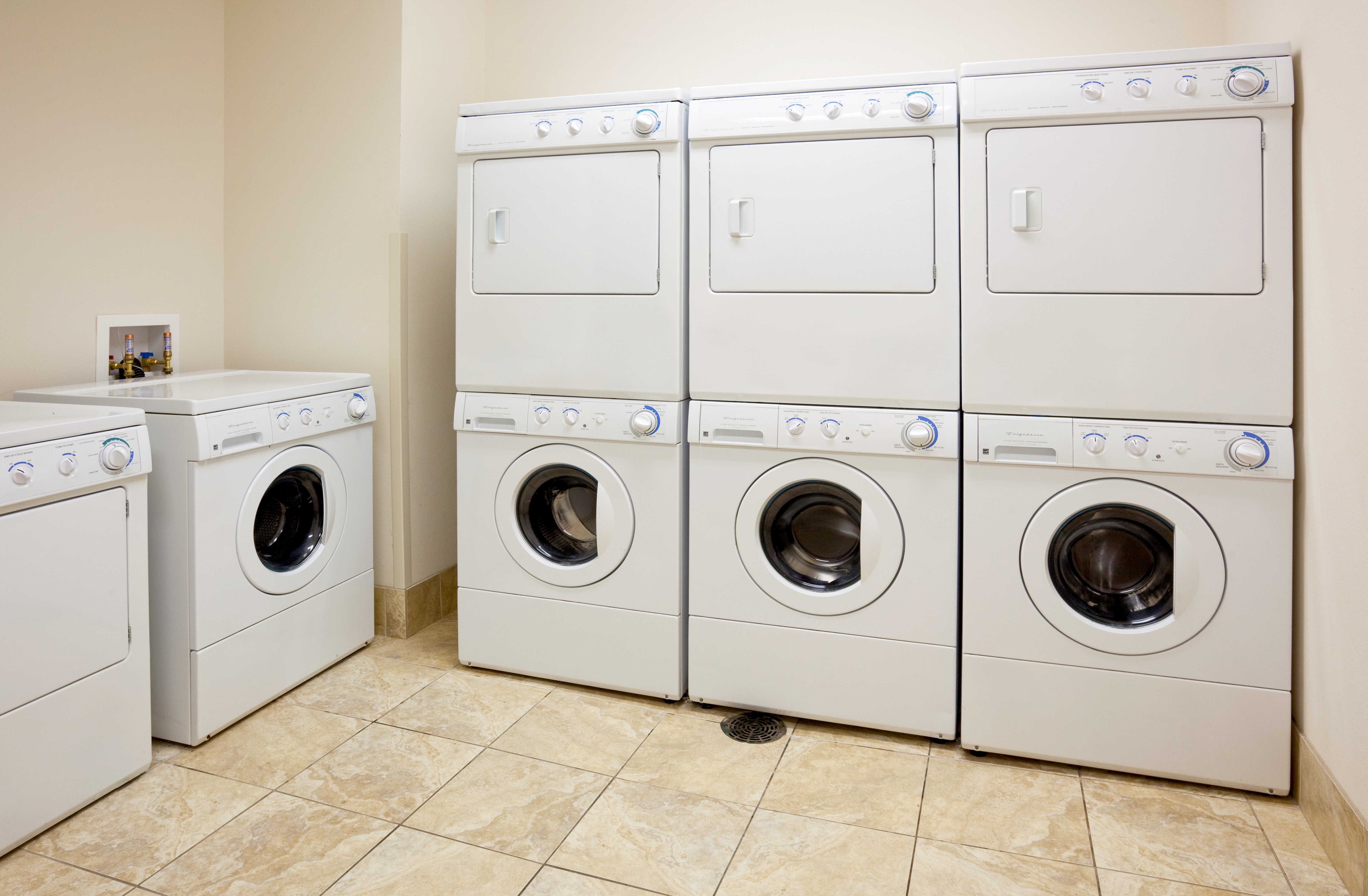 Staybridge Suites Milwaukee West-Oconomowoc 36/73
