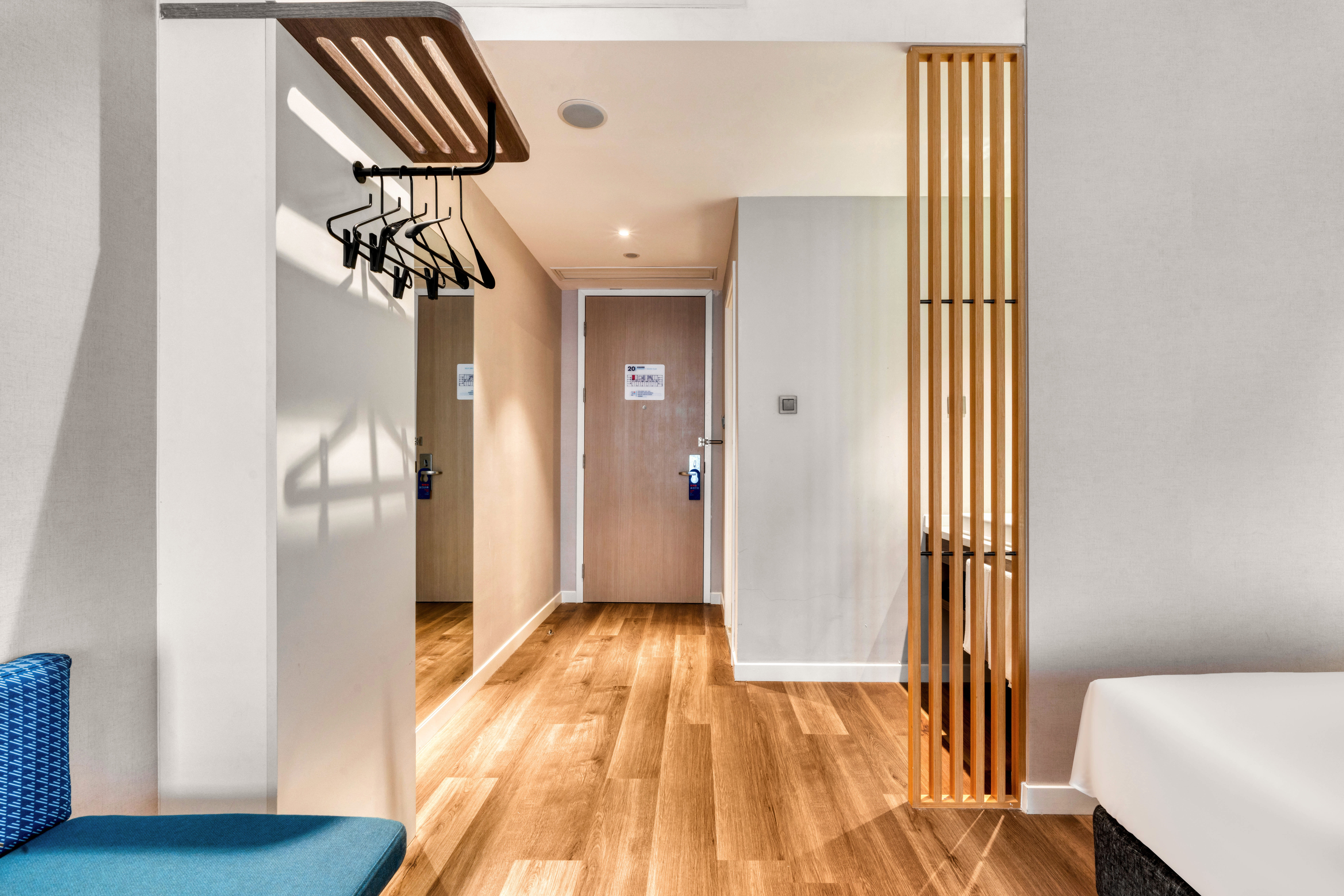 Holiday Inn Express Hangzhou Binjiang 7/52
