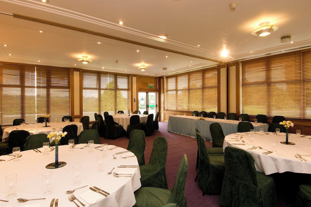Premier Inn Cardiff North 32/49