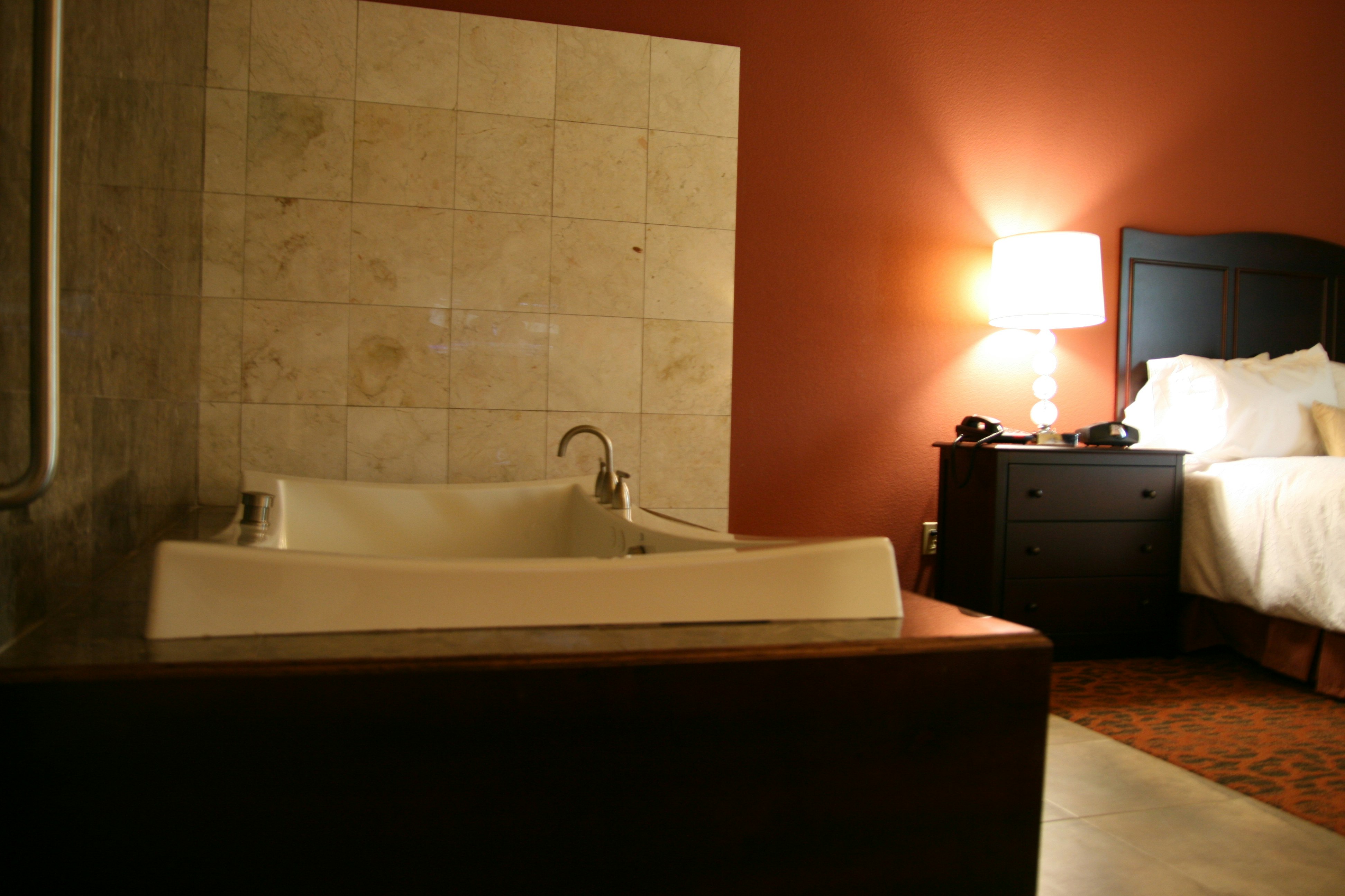 Hampton Inn & Suites Mission 54/54