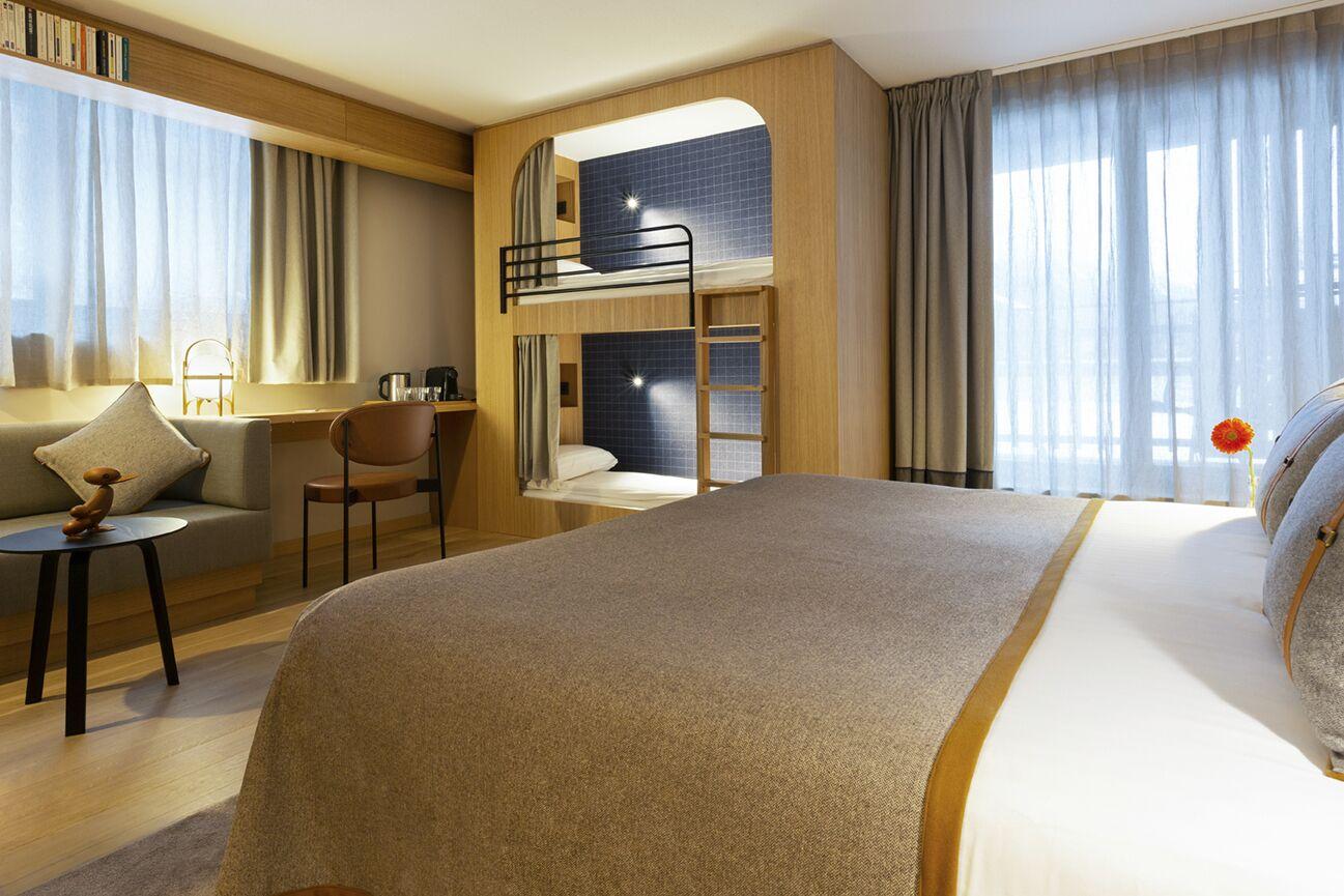 Family, Single Bed