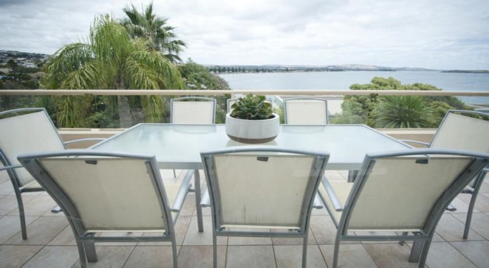 The Bluff Resort Apartments، Mount Barker 49/55
