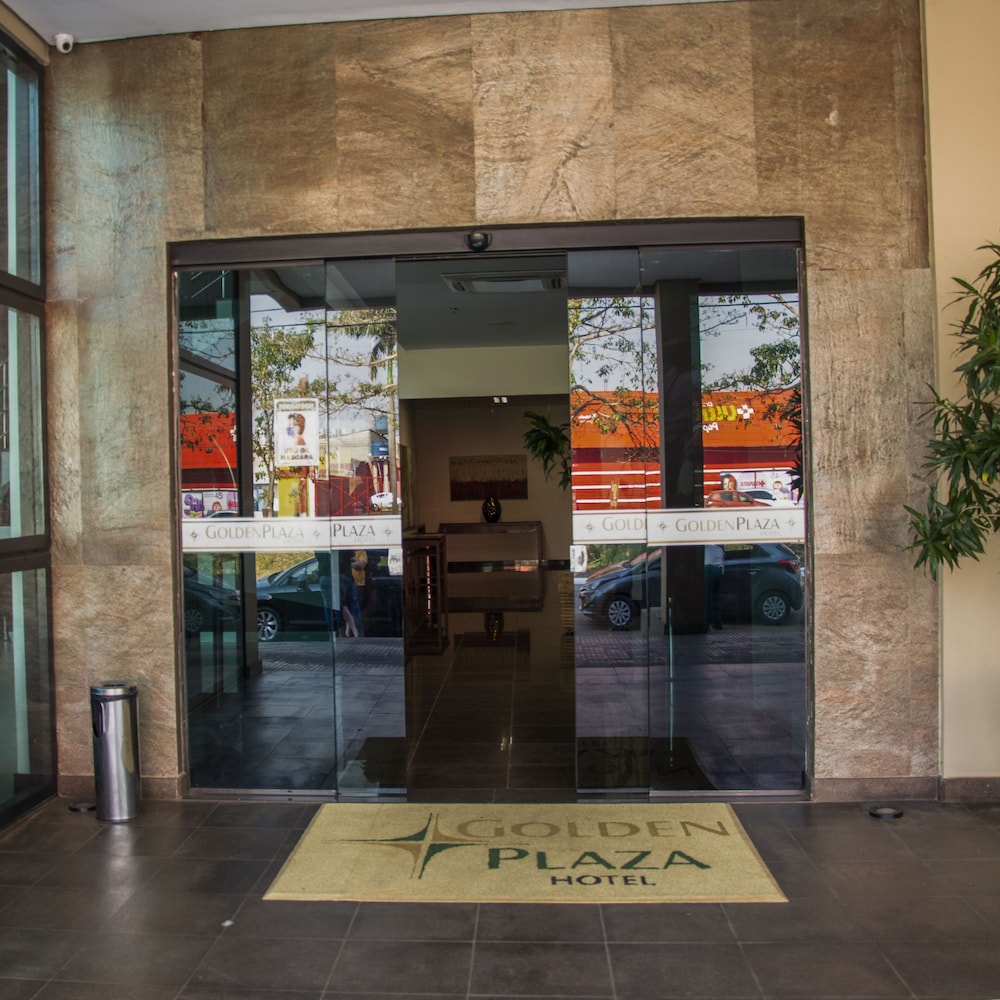 Golden Plaza Hotel 7/50