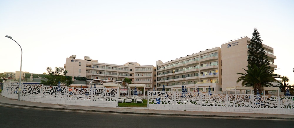 Odessa Beach Hotel 6/65