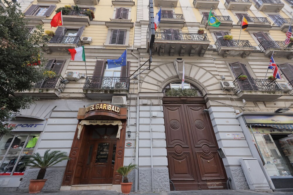 Garibaldi Suite in NAPLES