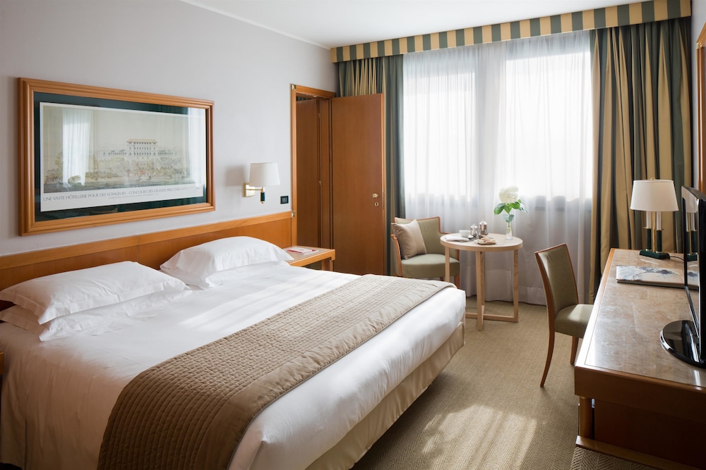 Starhotels President 27/63