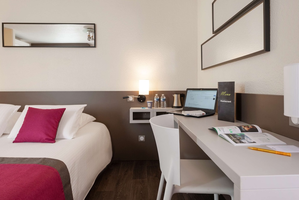 Hotel Kyriad Saint Etienne Centre 7/70