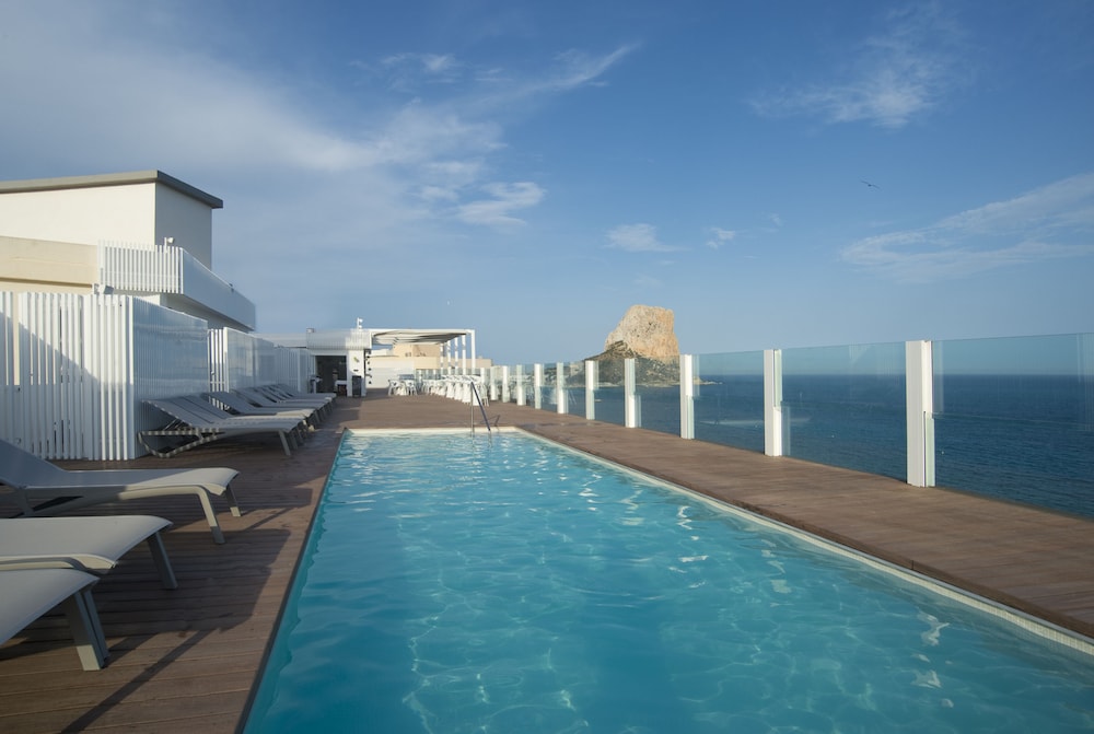 Bahia Calpe Hotel by Pierre and Vacances 6/69