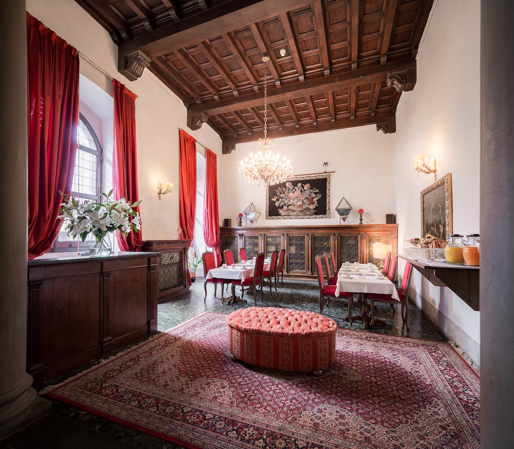 Hotel Torre Guelfa 26/46