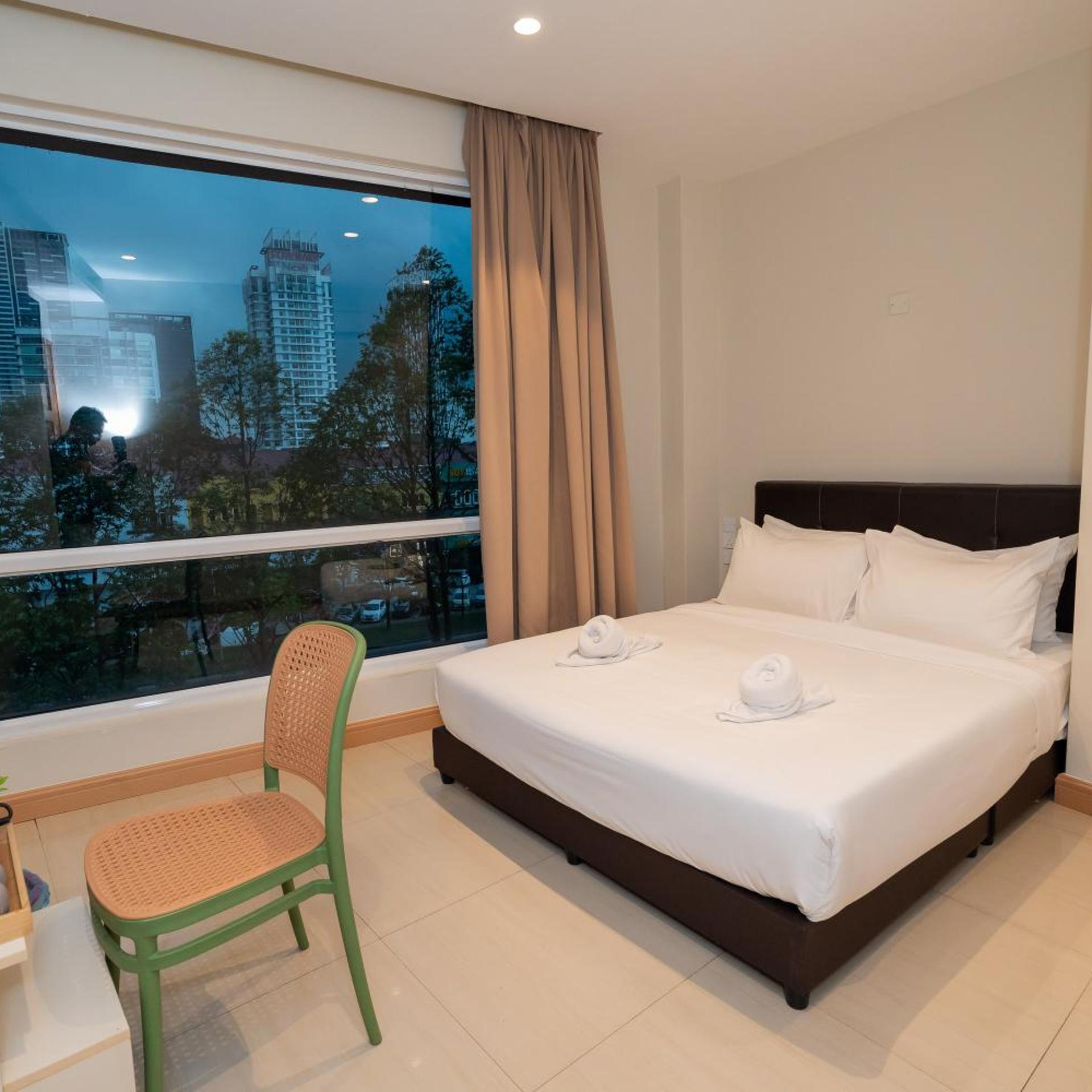 Swing & Pillows at Kota Damansara 43/55