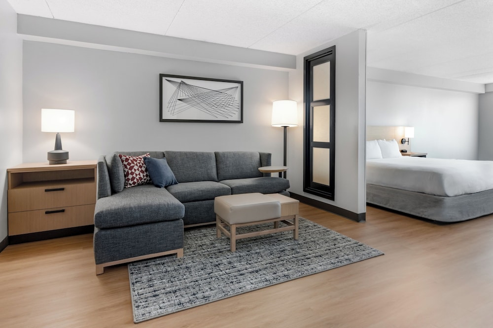 Hyatt Place College Station 45/74