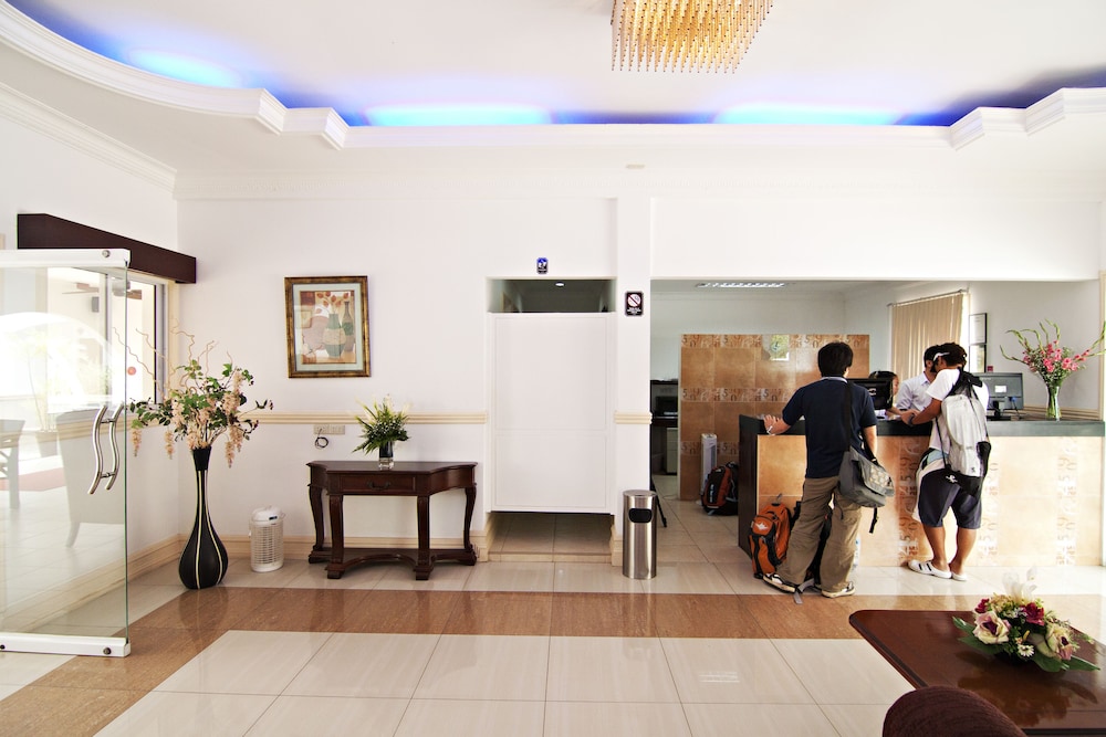 Panglao Regents Park Resort 33/54