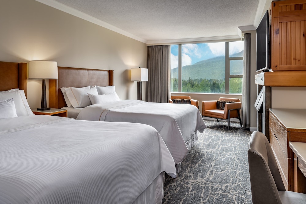 Tower, Studio, Suite, 2 Queen Beds, Mountain View