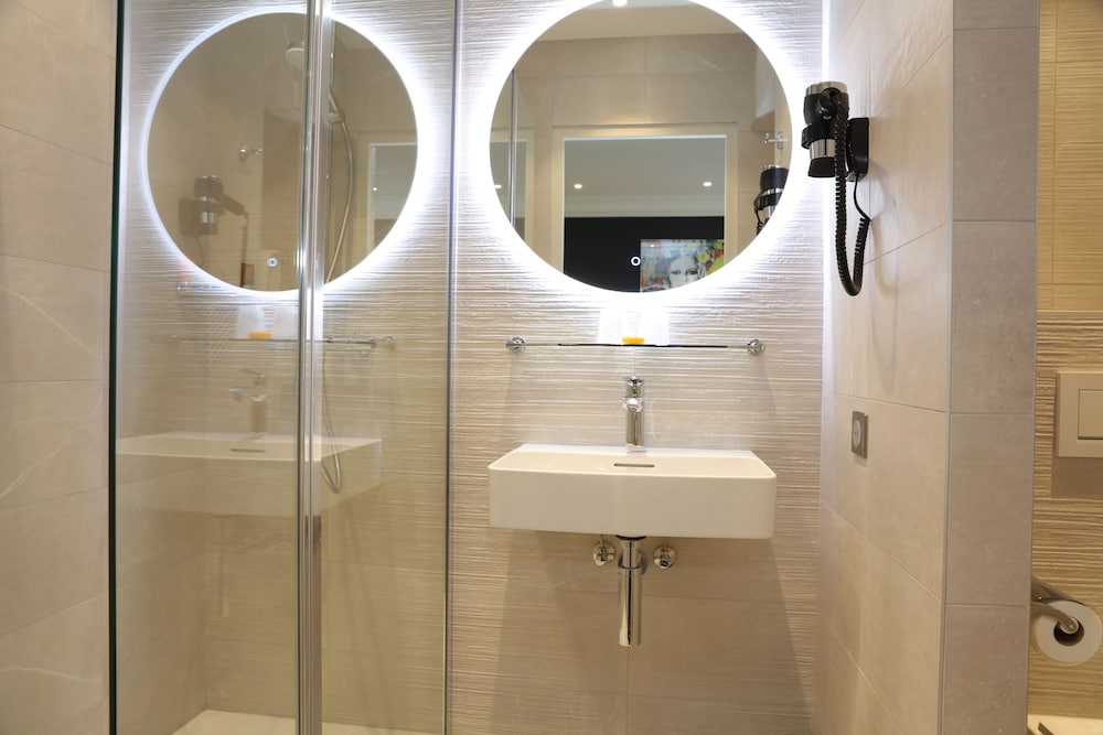 Hotel Annecy Allobroges 23/60