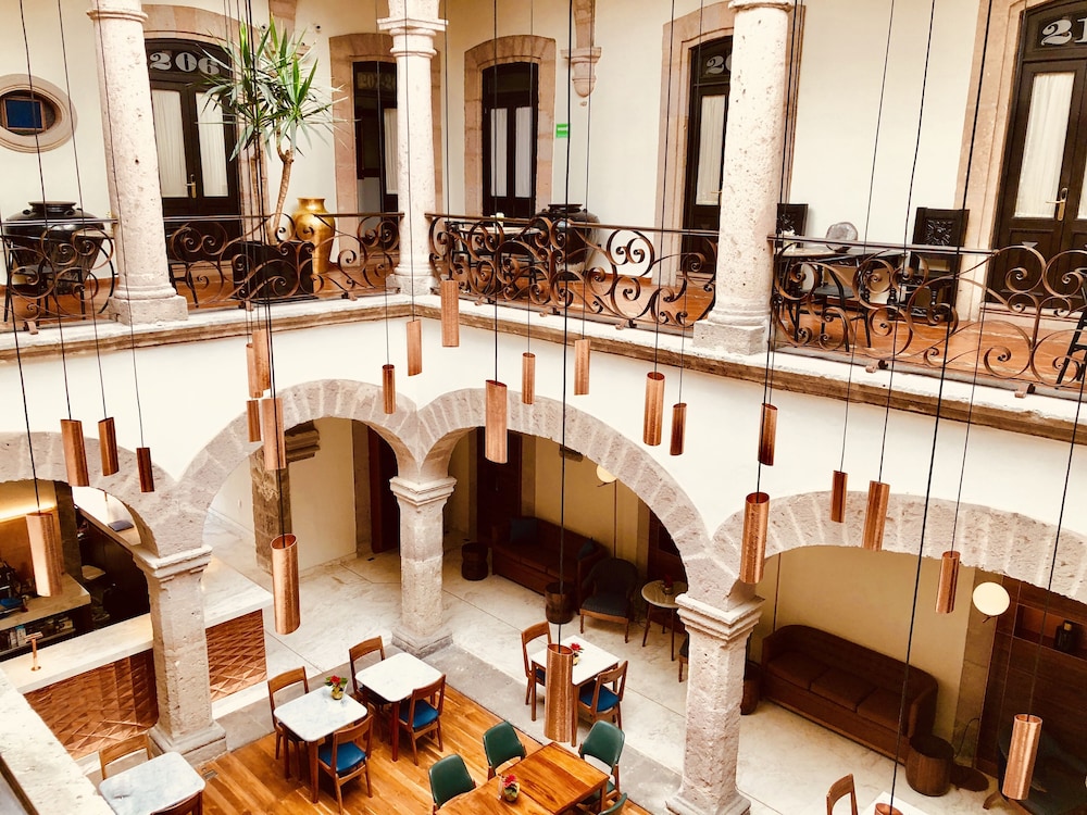 Herencia Hotel By Hosting House 34/50