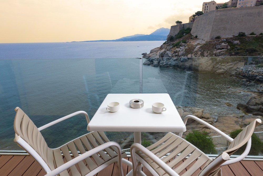 Hotel Saint Christophe Calvi (ex Saint Christophe Corsica) 51/55