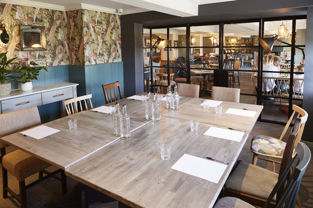 The Bluebird Inn At Samlesbury (ex Premier Inn Blackburn North West) 16/27