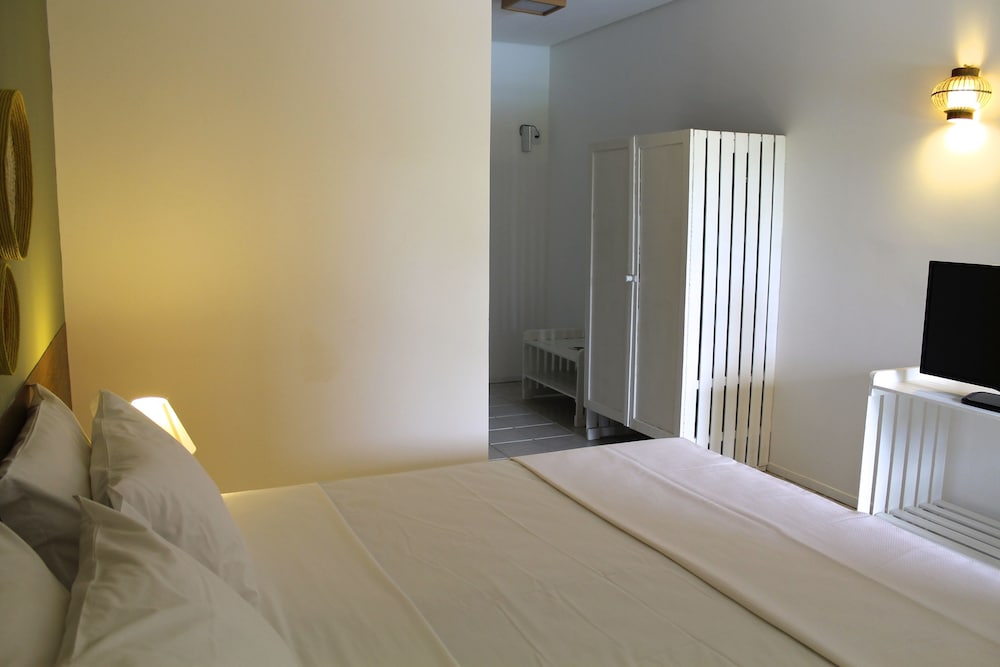 Anga Hotel 13/50