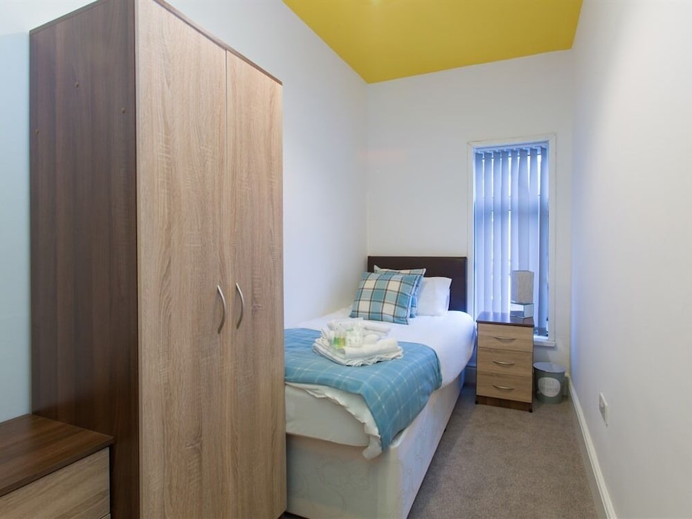 Townhouse @ Minshull New Road Crewe 14/25