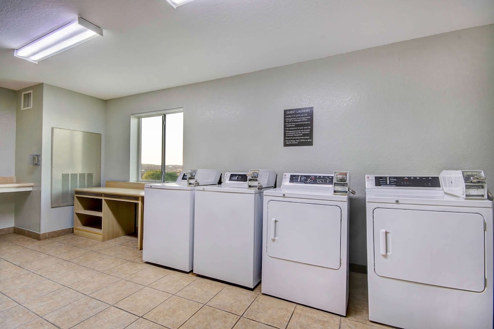 Motel6 San Antonio, TX - Sea World North 12/60