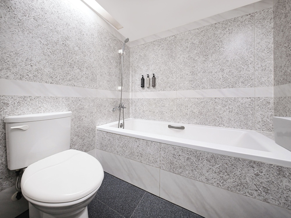 Guide Hotel Taoyuan Fuxing 75/76