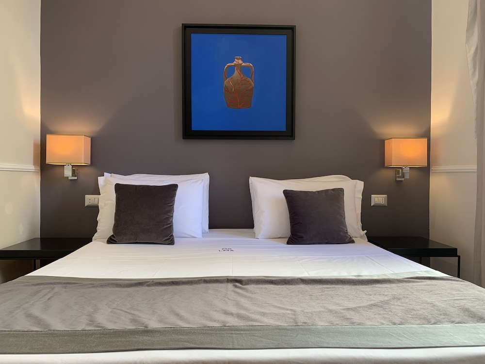 Grand Tour 4Rooms 10/36
