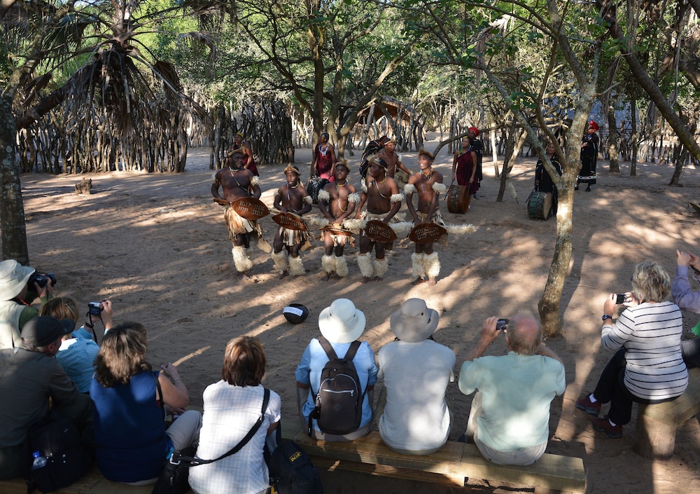 Gooderson Dumazulu Lodge and Traditional Village 38/50