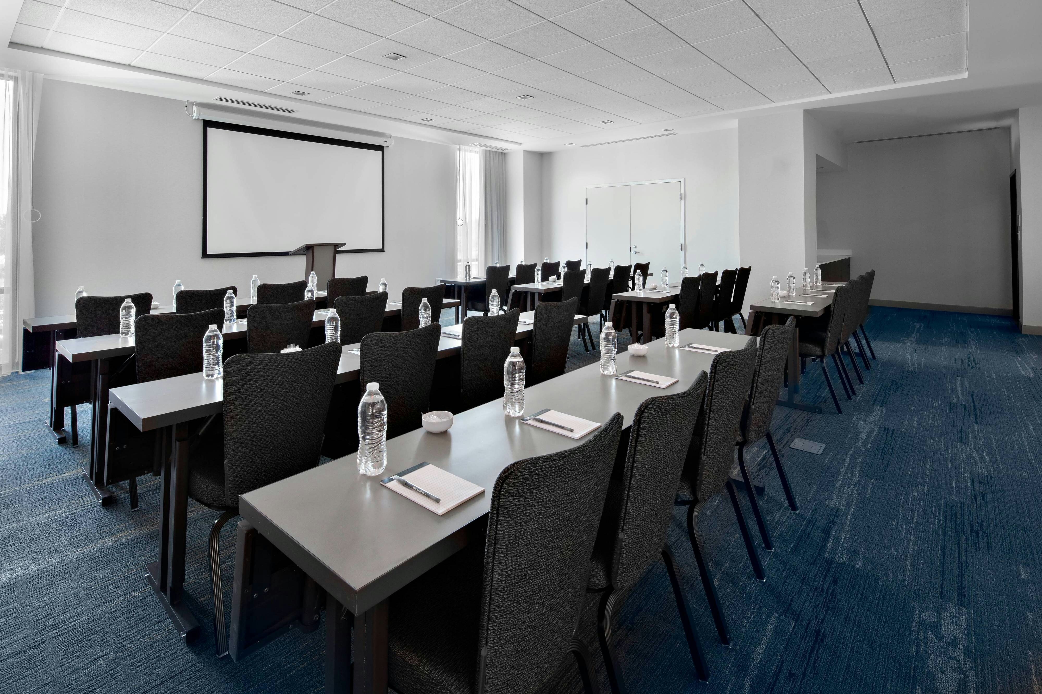 Residence Inn By Marriott Knoxville Downtown 44/53