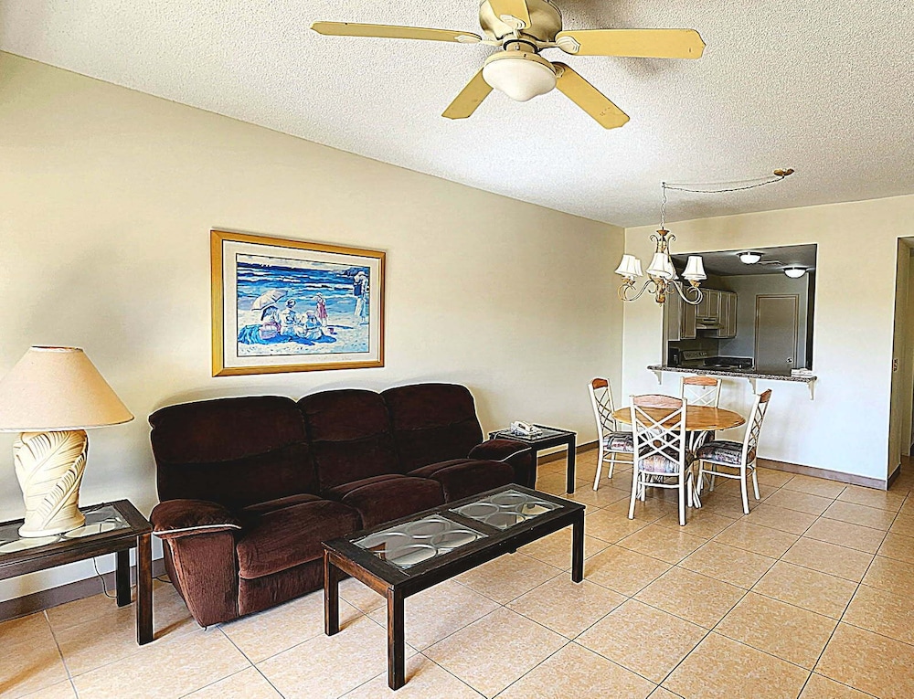 Aquarius Beach Tower 36/57